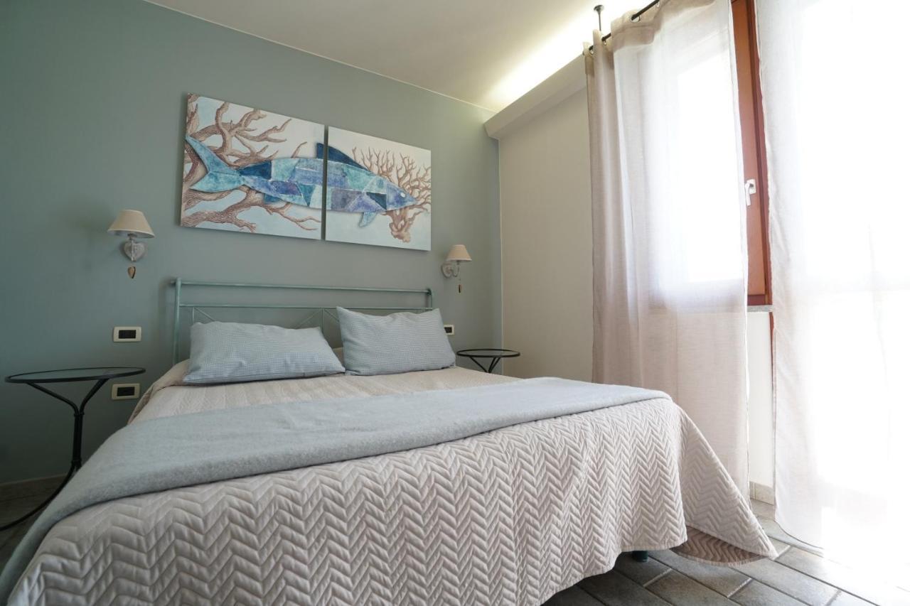 Apartments In Residence In Vada With Swimming Pool 450 Meters From The Sea Exterior photo