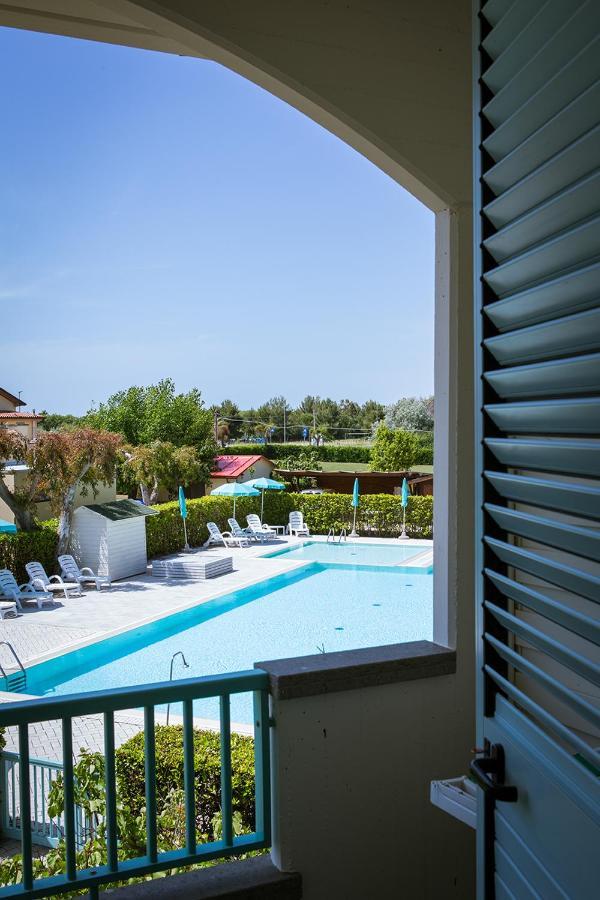 Apartments In Residence In Vada With Swimming Pool 450 Meters From The Sea Exterior photo
